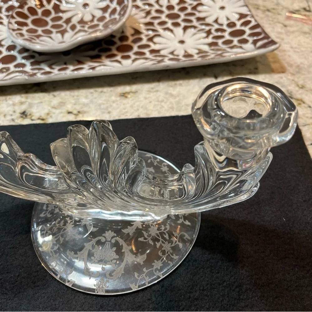 Fostoria double candle holder in Navarre pattern etched glass. Set of 2. - Picture 7 of 10
